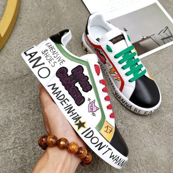

2020 trend hand-painted graffiti leather casual shoes men and women outdoor sports shoes fashion wild couple shoes, size 35-451, Black