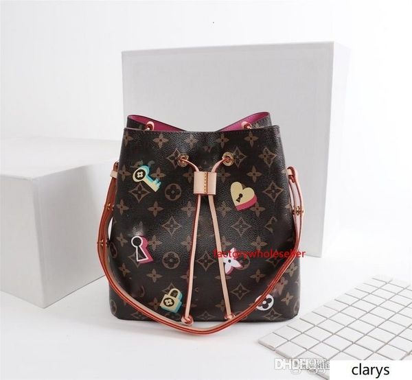 

designers handbag monograms n mao ono mao love lock collection very rare 44369 summer trunks limited edition size: 27*26*22cm