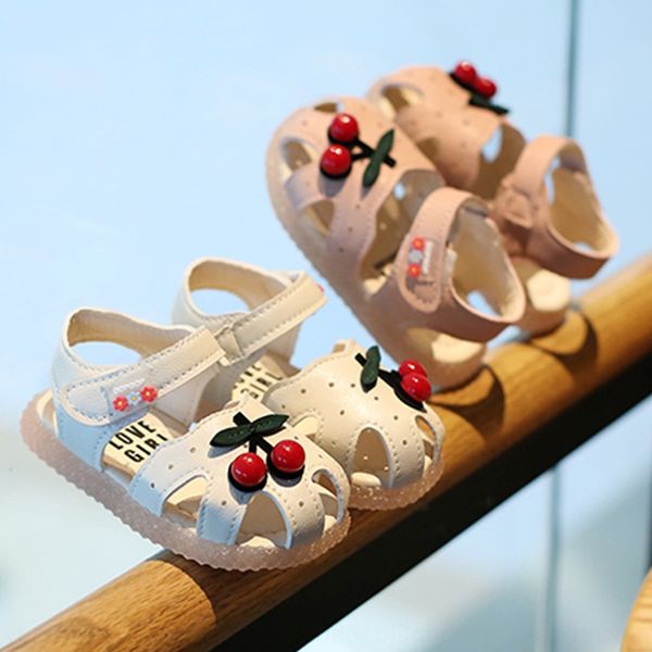 

children children's 2020 new soft bottom princess shoes small cherry sandals girls baotou sandals children's shoes, Black;red