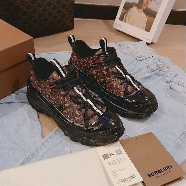 

2020f дизайнер нового роскошные мужчин случайного спортивная обувь, мужская дизайнер повседневной обуви высокого качества с оригинальной кор, Black