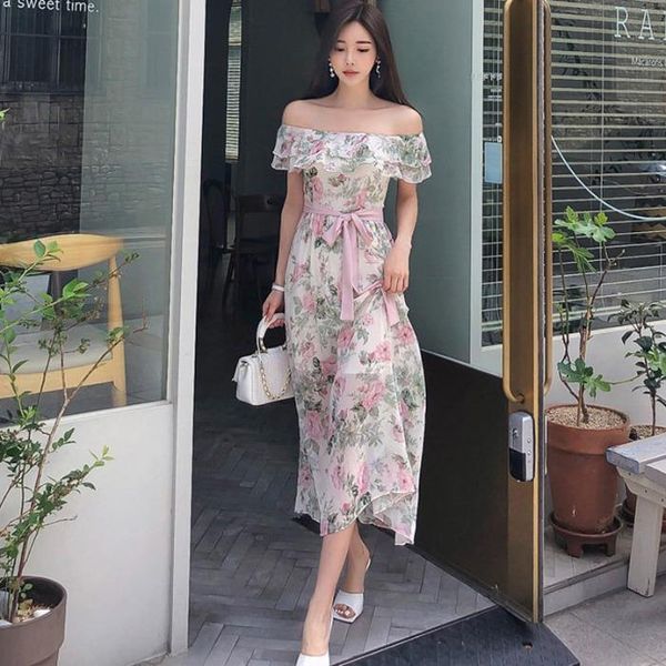 

2020 summer new south korea edition temperament one-word collar lotus leaf lace waist show thin chiffon print dress, Black;gray