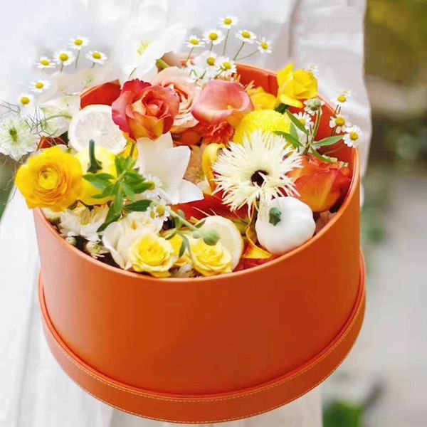

florist hat scarf storage boxes round leather handheld box candy boxes flowers gift box packaging for gifts christmas