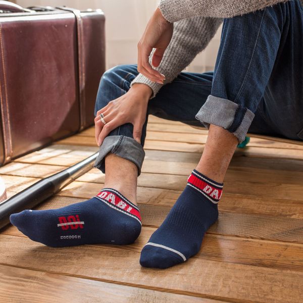 

new spring and autumn men's trendy sports dab series fashionable comfortable boat socks breathable boat socks, Pink;yellow