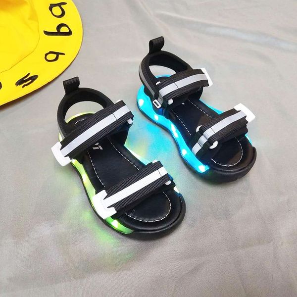 

sports and luminous sandals 2020 new fashion all-match medium and large children's charging luminous beach children's sandals, Black;red