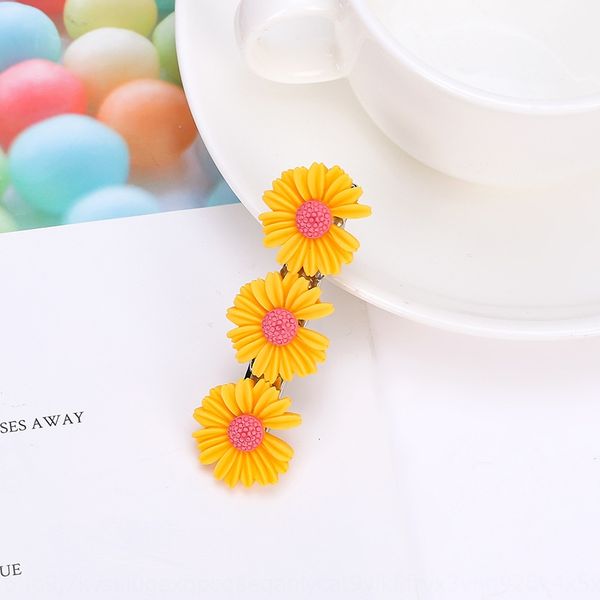

ins internet celebrity candy-colored daisy flower hairpin women's clip candy candy hairpin mori fairy super fairy side clip, Slivery;white