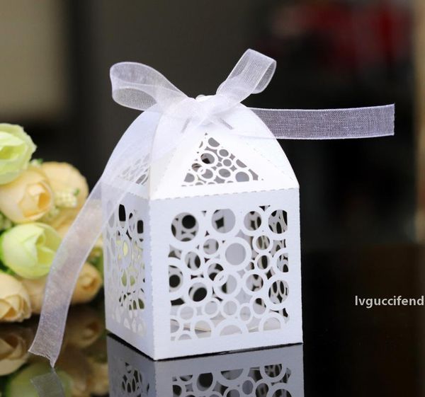 

50pcs small circle laser wedding candy box high-end chocolate hollow pink carton candy packaging box cristmas decoration 5z