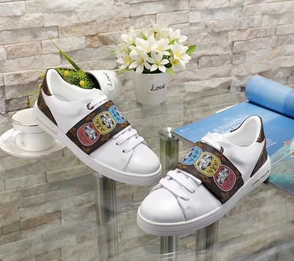 

2020h роскошные мужские и женских граффити ручной росписи случайная спортивная обувь, модная дикие лидирующий пара банкетной обувь, размер, Black