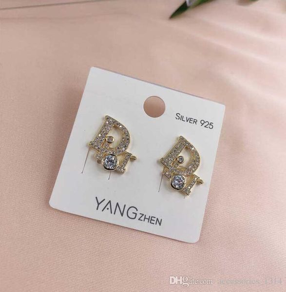 

2019 new tide ear nail female sterling silver simple temperament hypoallergenic full diamond letter earrings earrings