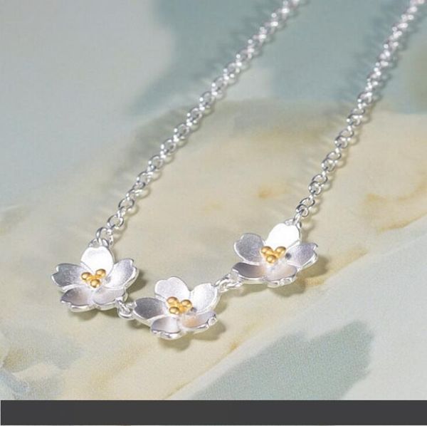 

yiustar new fashion linked flower necklaces & pendants for women classic flower statement necklace women syxl054, Silver