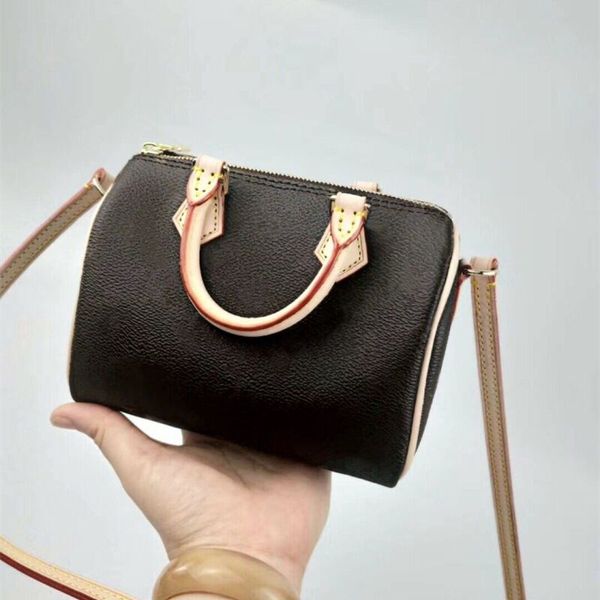 

2018 wholesale new orignal canvas genuine leather lady messenger bag phone purse fashion satchel nano pillow shoulder bag handbag 61252