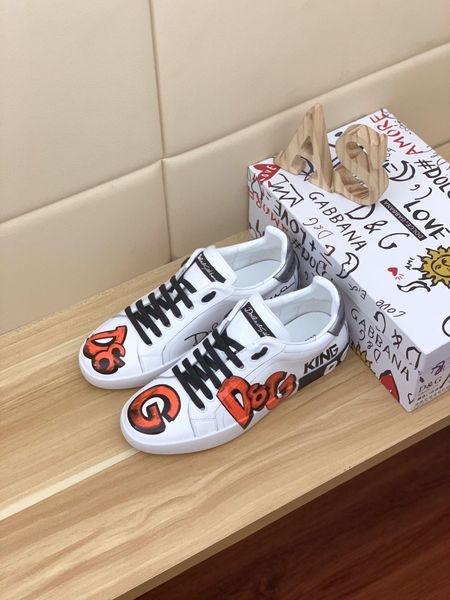 

2019e summer new high-end brand leather mens shoes personalized printing low cut casual flat shoes, fashion wild sports shoes, size: 38-44