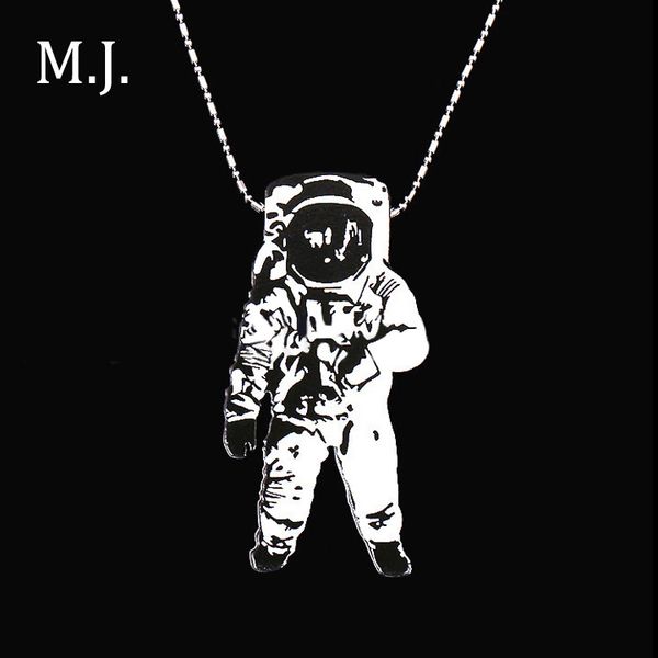 

fashion colares bijuterias hip hop wood astronaut men necklace pendant beads long chain necklace astronomy jewelry gift for men, Silver