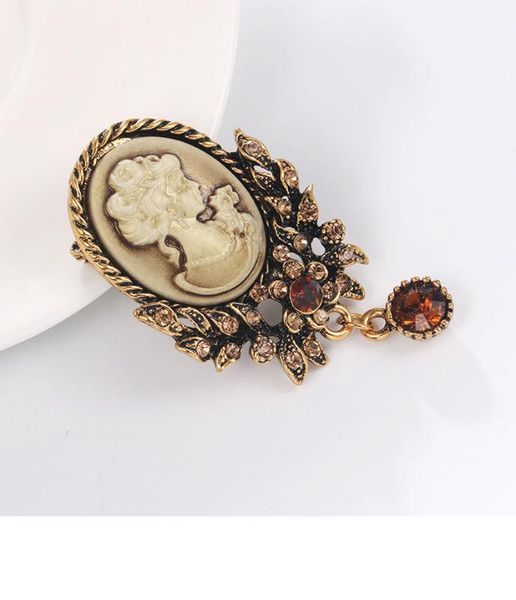 

vintage classical brooch, badge, brand new high quality, Gray