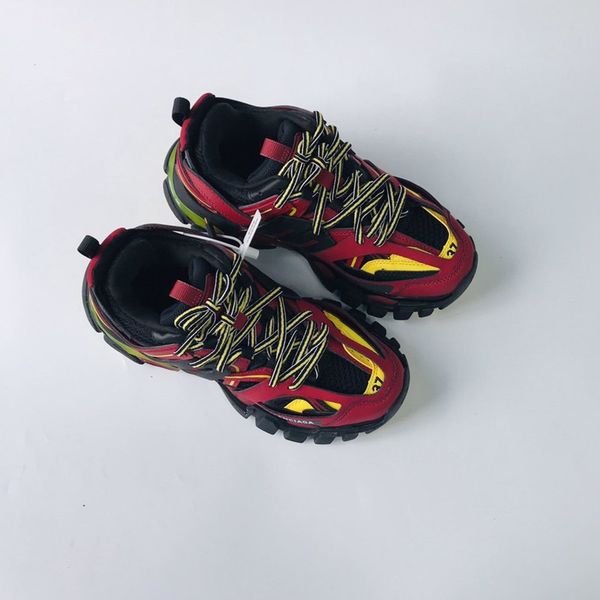 

2020cx designer to create casual and comfortable all-match sports shoes, travel shoes outsole non-slip design with original box delivery, Black