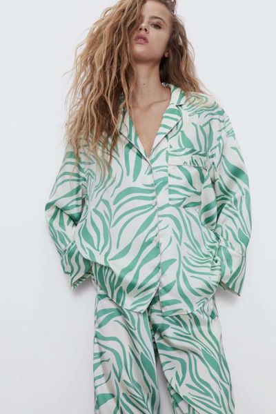 

2020 new spring summer european printed female shirt zaraing vadiming sheining women's printed shirt streetwear bgb2144, White
