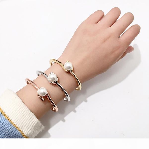 

2020 designer bangles women fashion bracelet elegant white pearl bangle bracelet jewelry, Black