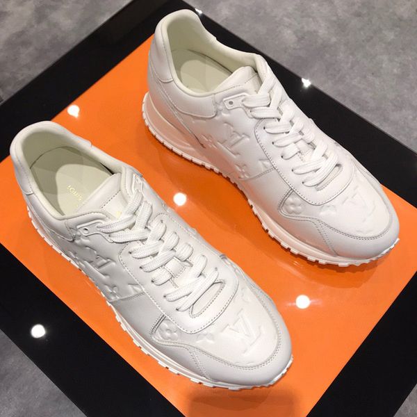 

убежать sneaker 2020 новый сезон моды класса люкс мужчины повседневная обувь конструктора мужчин кроссовки высокого качества дышащий мужчины, Black