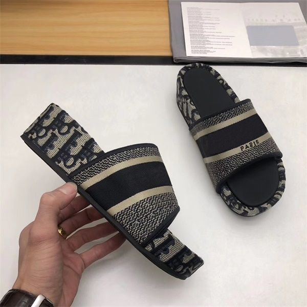 

2020 brand designer dway slides embroidered cotton women platform sandal fashion dress shoes summer party beach slipper with box cs01, Black