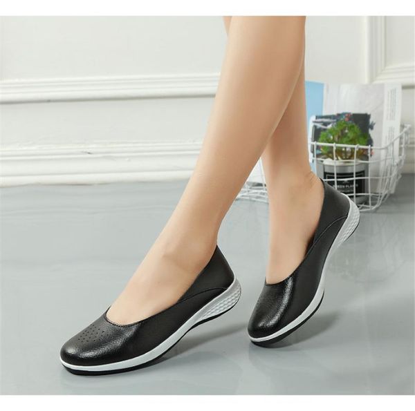 

2020 new autumn women leather loafers cutout ballet flats shoes female flat nursing shoes woman slip on loafers slipony, Black