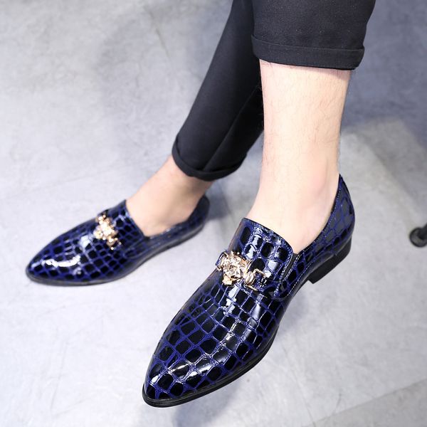 

winter crocodile grain slip-on oxfords shoes men casual fashion pointed toe dress shoes new design, Black