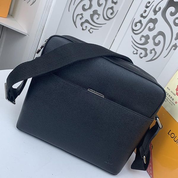 

new arrival leather shoulder mens bag messenger bags fashion classic luxury designer crossbody bags retro style men formal shoulder bag