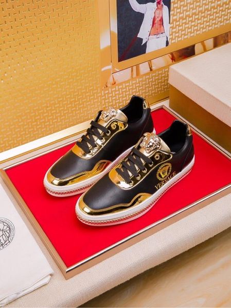 

2020-2019f summer tide brand men's leather low-casual shoes, flat white shoes, high-quality fashion wild sports shoes, size: 38-44