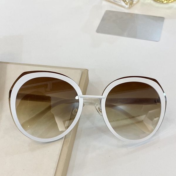 

2020 the new fashion the butterfly type glasses frame uv400 classic 6 kinds of color the lens a full set of packaging 8209
