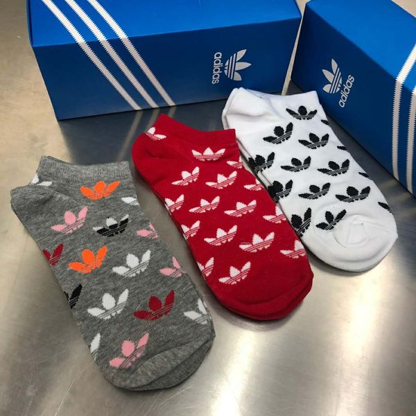 

pa letters spell color sports stockings hip-hop men's and women's white black red socks skateboard harajuku couples socks, Black;white