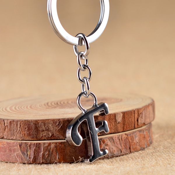 

конструктор брелоки a-z буква key chain silver цвет металл брелок женщина ключ автомобиль кольцо простого письмо имя держатель ключ партия п