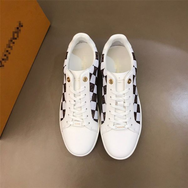 

2020 grid sneaker design outdoor hiking sneaker boots men shoes leather sneakers platform newest, Black;red