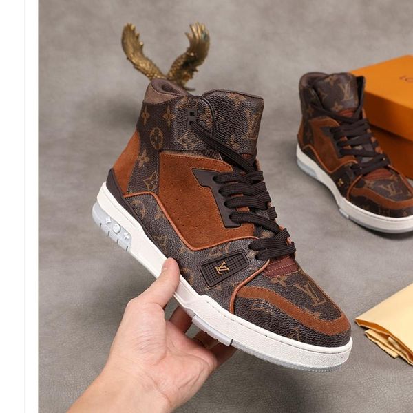 

24 men's designer casual sports shoes, luxury trendy travel casual shoes, sports shoes. fast delivery in original box packaging, Black
