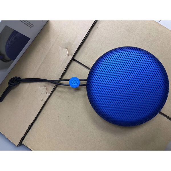 

a1 portable wireless speaker fashion design portable bass sound bluetooth speaker 24 hours play portable wireless player for high quality