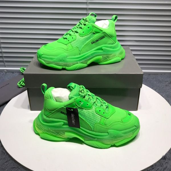 

2020ag designer designs new leisure and entertainment hiking shoes, outdoor jungle adventure shoes, original packaging and box delivery, Black