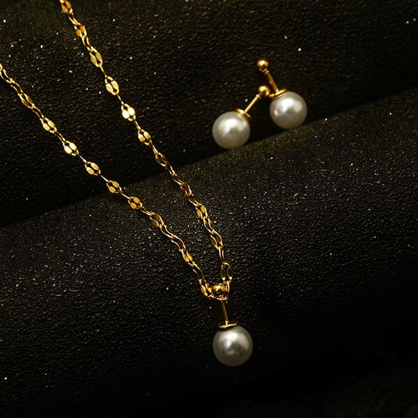 

2020 новая мода горячие продажи французский нишу дизайн жемчужные серьги ключицы ожерелье из нержавеющей стали комплект ювелирных изделий, Silver