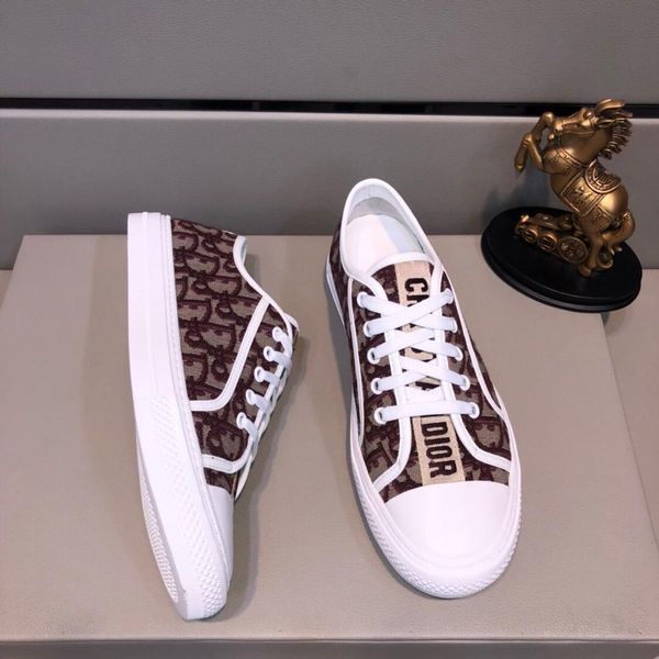 

2019 custom new low-cut letters men's casual shoes, personalized wild sports shoes, trend shoes, original box packaging: 38-4411, Black