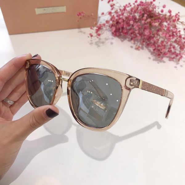 

2020 new fashion brand women sunglasses round mirror 6clocr fashion new ladies sunglasses with pink box and case, White;black