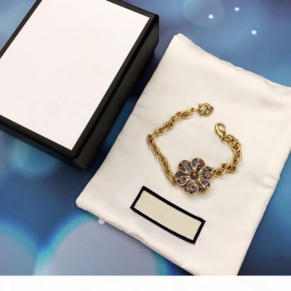 

a european and american fashion new flower bracelet luxury custom brass plated thick gold vintage bracelet, Slivery;golden