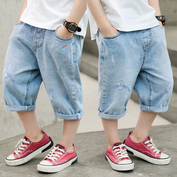 

wl6fx boys' denim capri pants 2020 summer panty panty new medium and large children's fashionable loose solid color ripped casual, Blue