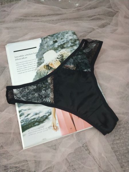 

iork7 rear open large size stitching comfortable low waist underwear underwearpants underwear rear open large size underwear lace stit, Black;white