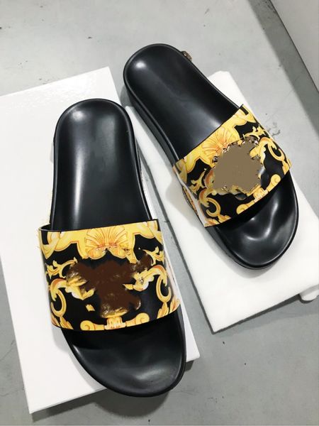 

2020 palazzo medusa pool slides with embossed medusa head rubberised slip-on rubber pvc sandals slippers fashion slippers