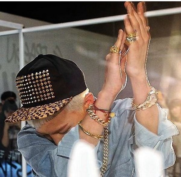 

south korea street shooting talent gdwhoyoumv same leopard rivet flat edge street dance hat men and women hip-hop cap hip-hop cap, Blue;gray