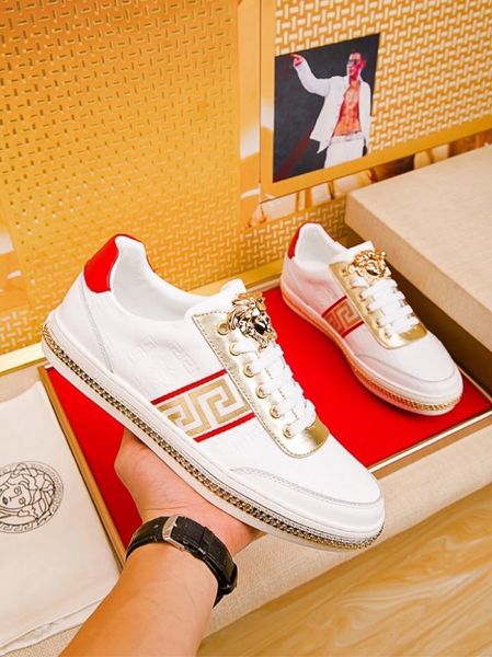 

2020s high-end medusa embroidered leather low-lace-up casual shoes, fashionable and versatile outdoor sports shoes, size: 38-45, Black