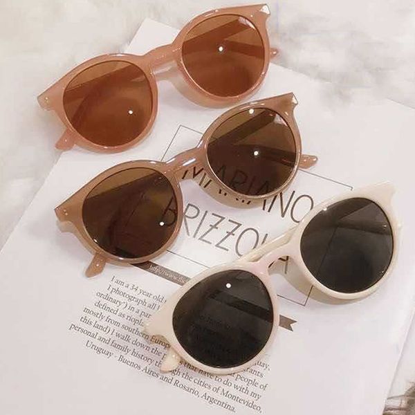 

bac cla new korean retro cat eye sunglasses women fashion wild round frame sun glasses men brand design trend mirror uv400, White;black