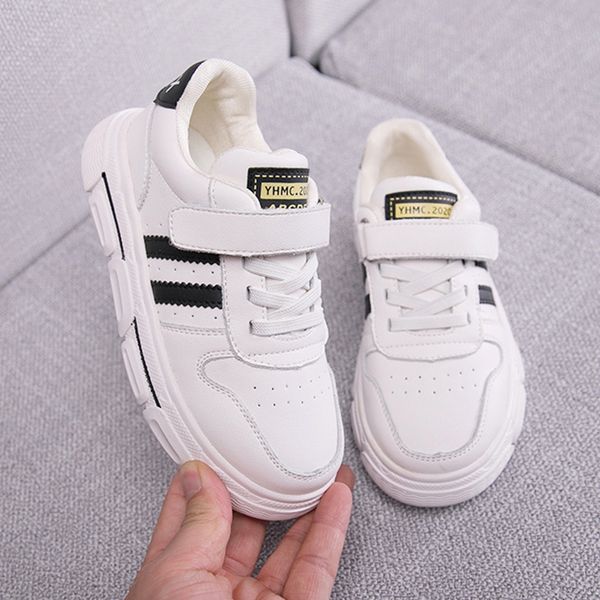 

zh2rk sports dad leisure travel running breathable soft bottom anti-kick anti-skid wear-resistant cowhide children's shoes children&#03, Black