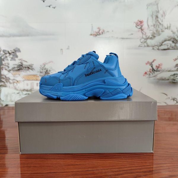 

2020ms designer designs new leisure and entertainment hiking shoes, outdoor jungle adventure shoes, original packaging and box delivery, Black