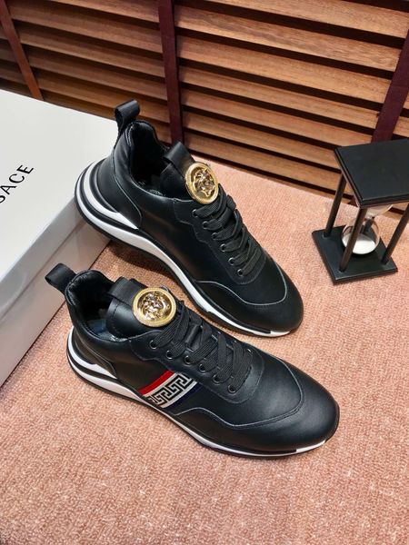 

2020z роскоши высокого класс кожа вышитой отпечатанные высоких верхние случайные мужские короткие сапоги, высокий класс моды дикой шнуровки, Black