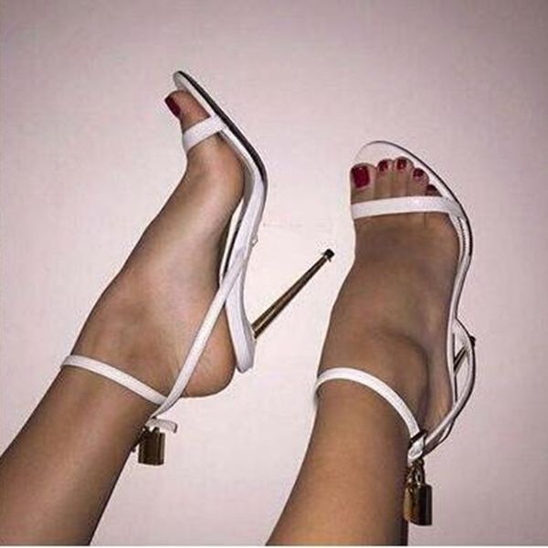 

сжатый женщина сандалии metallic замок декор открытый toe cut out один ремень летняя обувь голеностопного пряжка металла лезвия женская обув, Black