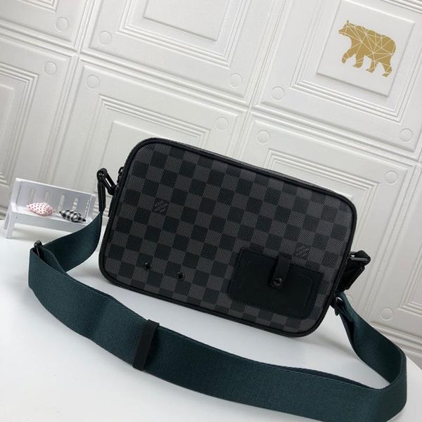 

new arrival mens bag trend style crossbody bags messenger bags vintage fashion men shoulder bag envelope fast delivery