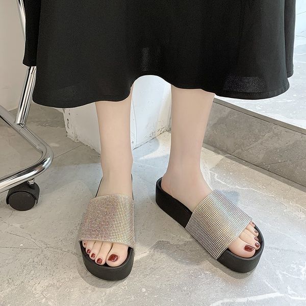 

procrastinate female new summer 2020 contracted fashion diamond wear thick sponge at the end of a word procrastinates, Black