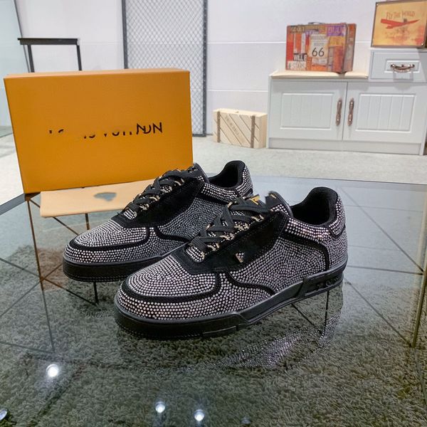 

2020 mens designer loui casual shoes trainers sports clunky sneakers casual shoes track hx2158260
